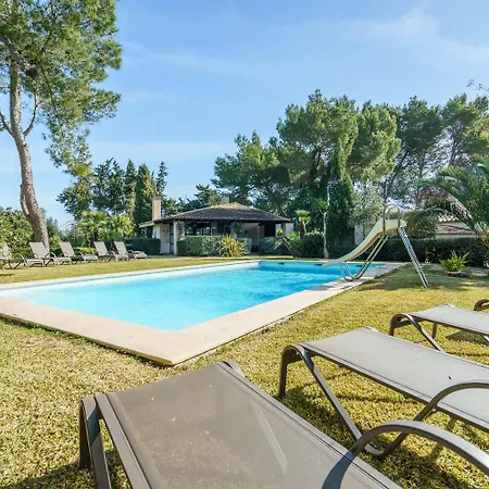 Can Canaver Villa *